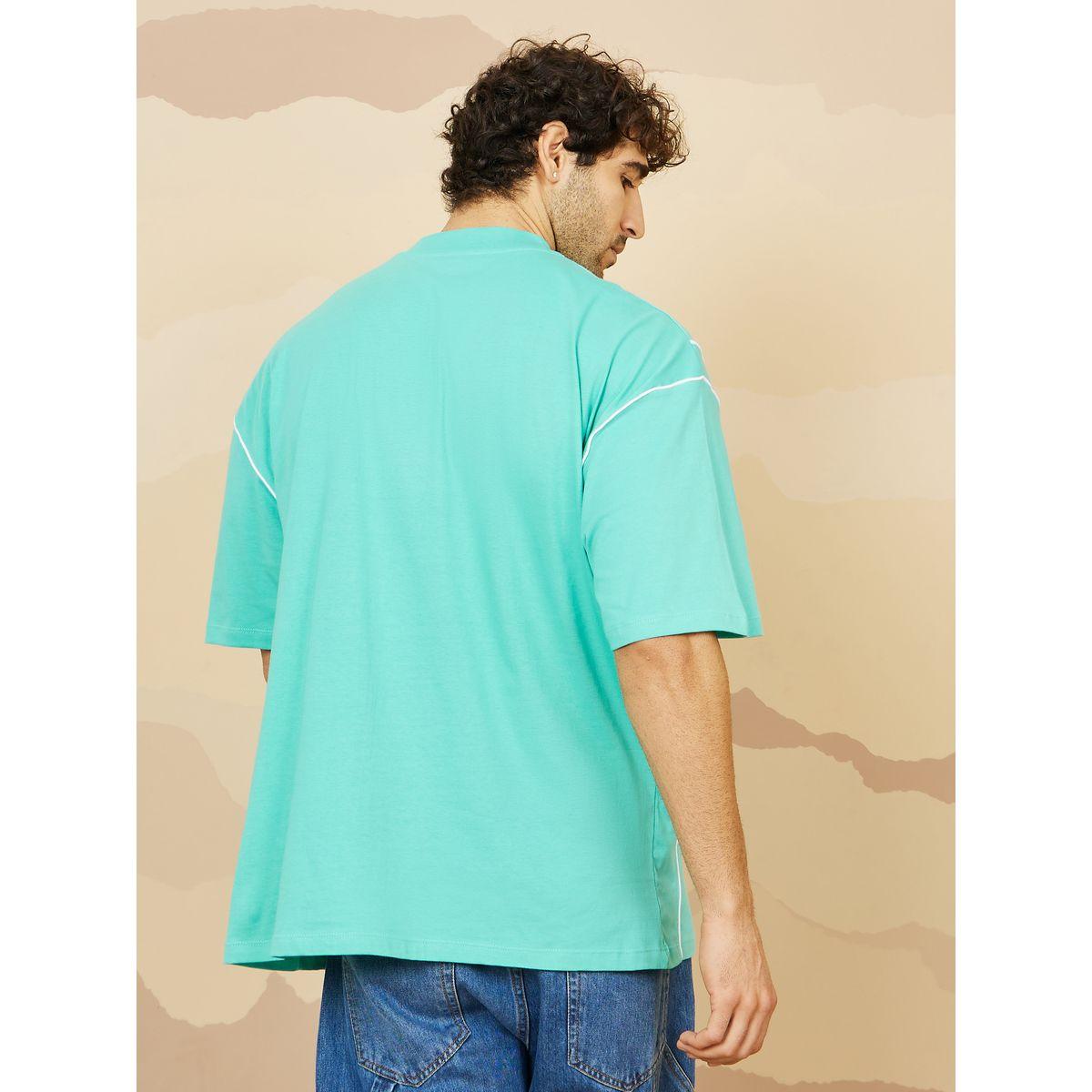 تيشيرت بقصة بوكسي وتداخلات محزوزة-men-clothing-tshirtsandpolos-tshirts-image-4