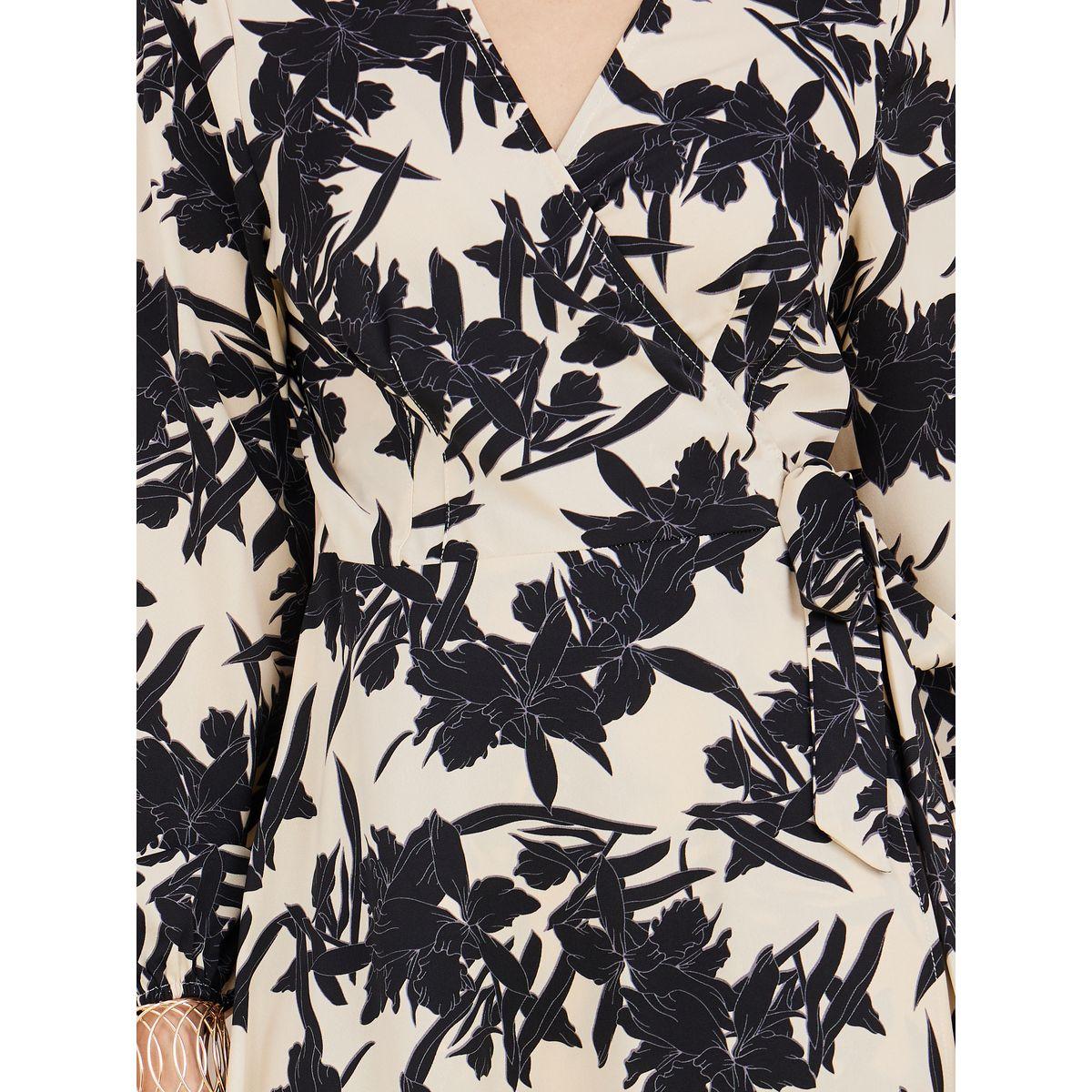 Styli  Floral Print Wrap Midi Dress-women-clothing-dresses-image-3