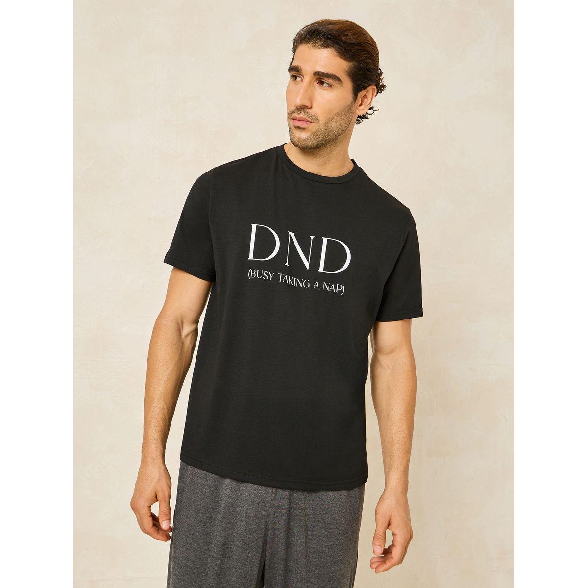 Styli Unwind Slogan Print T-Shirt & Solid Pyjama Set-men-clothing-nightwear-sets-image-2