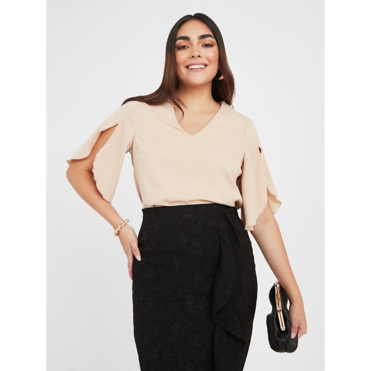 بلوزة كاجوال بأكمام مزينة بشق-women-clothing-shirtsandblouses-blouses-image-1