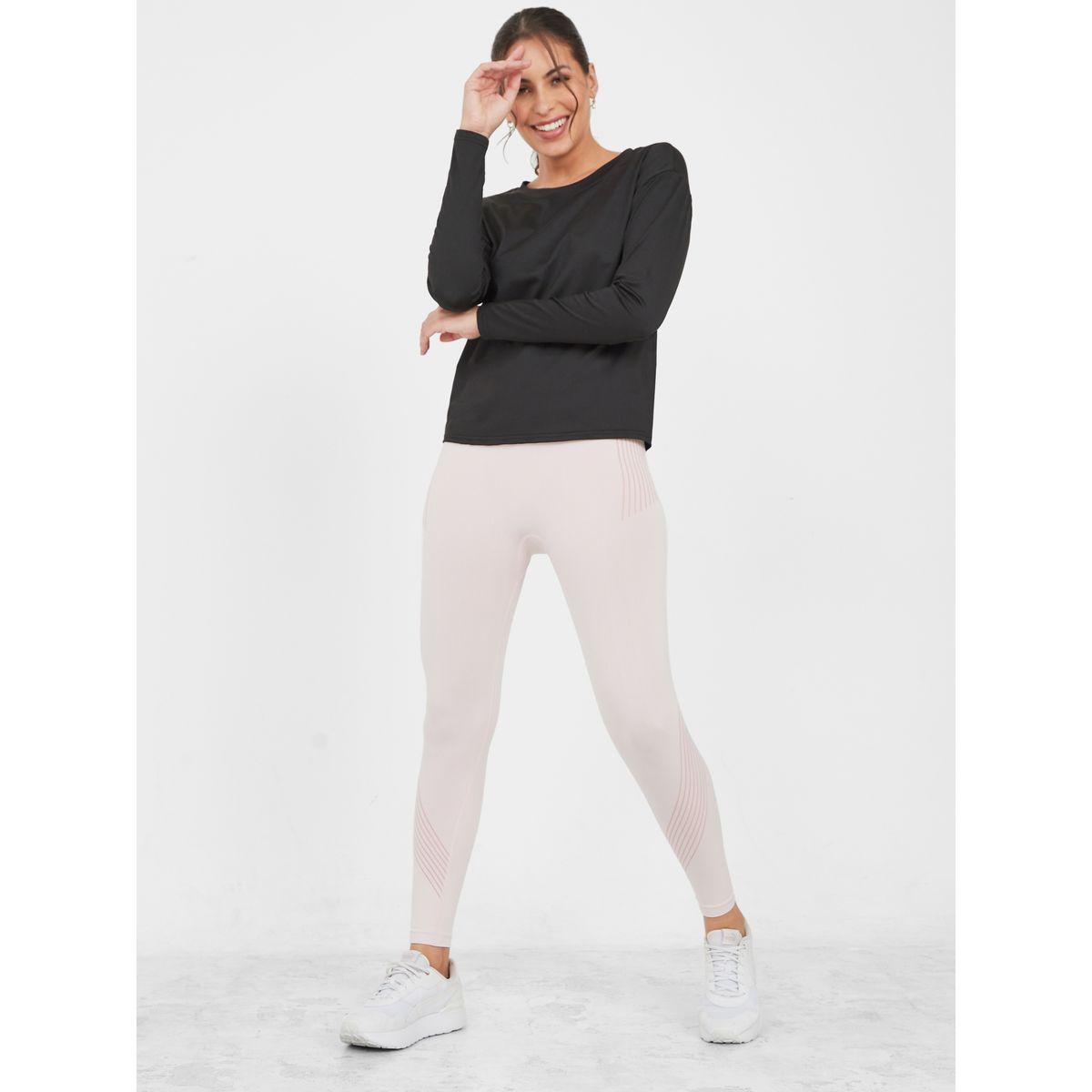 Double layer outlet yoga top