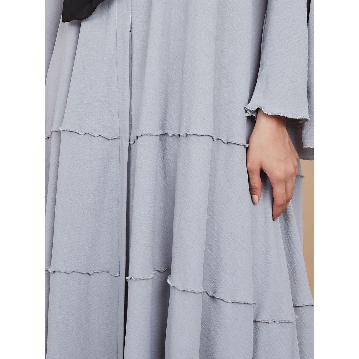 عباية طويلة مزينة بتفاصيل كشكش-women-arabicclothing-abayas-image-6