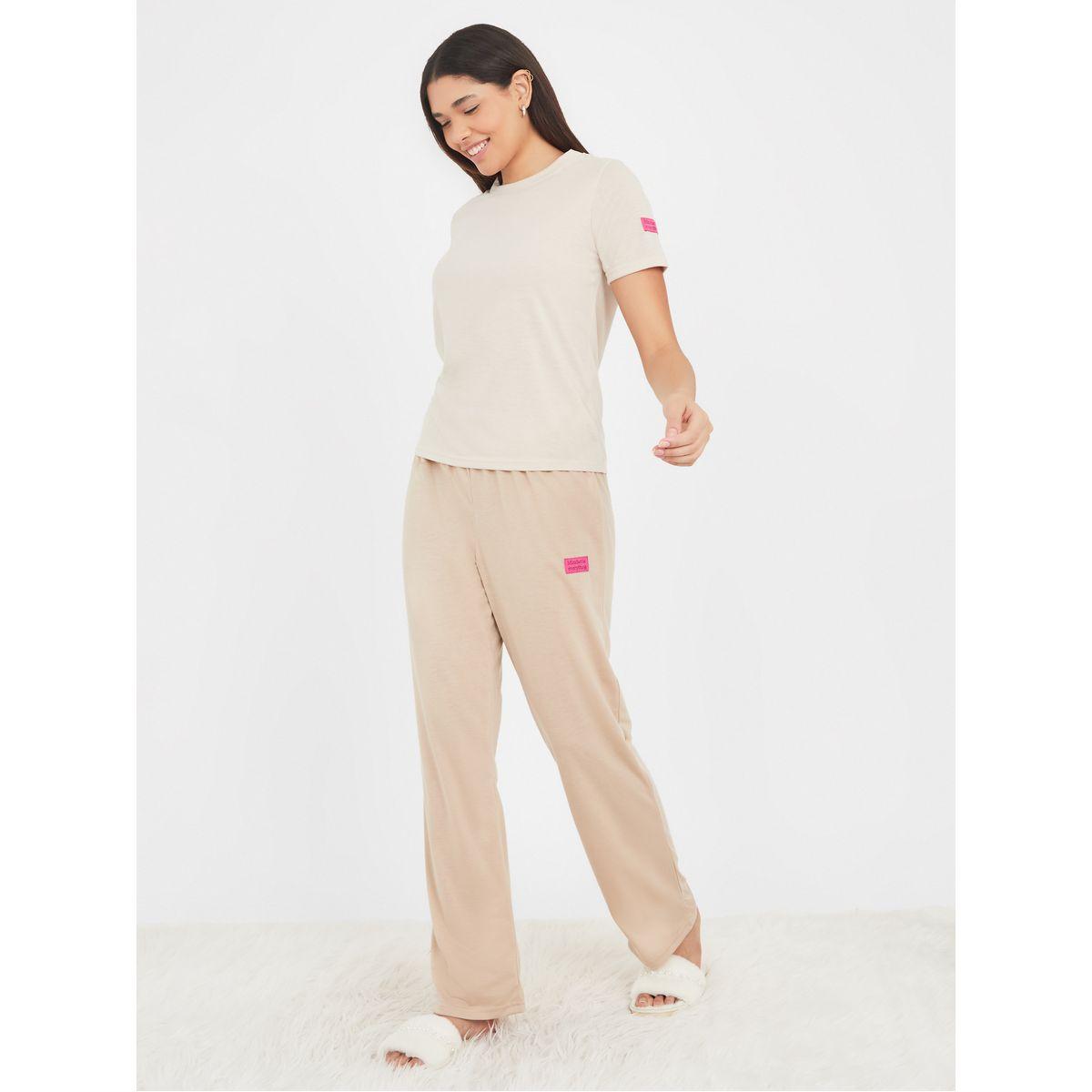 Styli Unwind Contrast Side Patch Detail T-shirt and Pyjama Set-women-clothing-nightwear-pyjamas-longsets-image-1