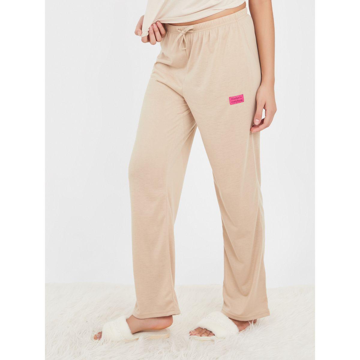Styli Unwind Contrast Side Patch Detail T-shirt and Pyjama Set-women-clothing-nightwear-pyjamas-longsets-image-5