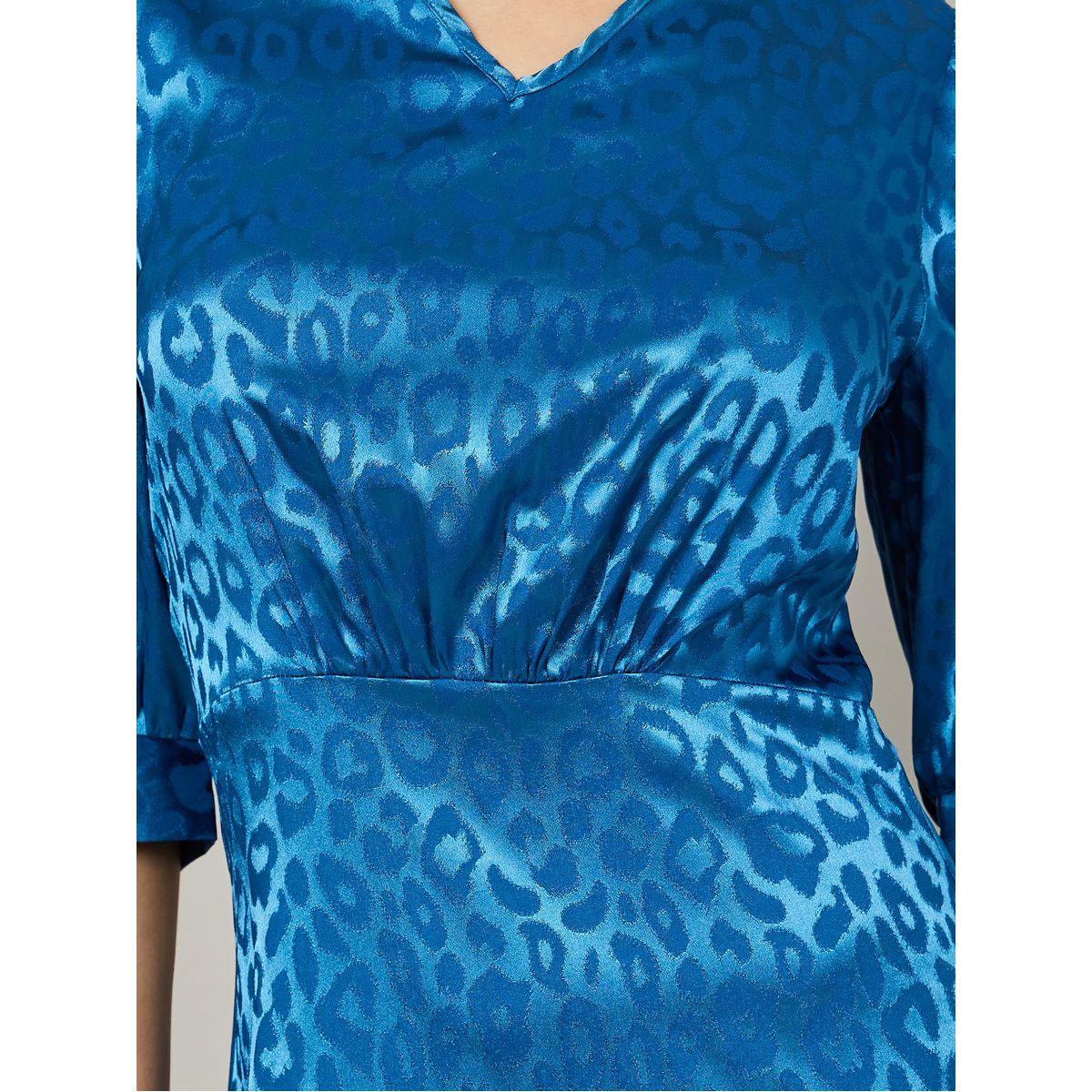 Styli Short Sleeves Jacquard A-Line Midi Dress-women-clothing-dresses-image-3