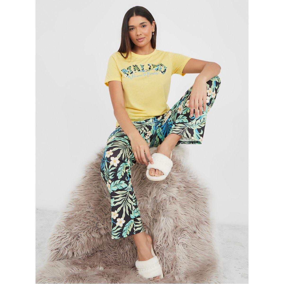 Styli Unwind Malibu Slogan Print T-shirt and Tropical Pyjama Set-women-clothing-nightwear-pyjamas-longsets-image-1
