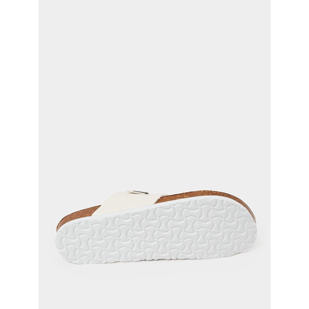 صندل مزين بابزيم معدني-men-shoes-flipflopsandslides-image-6
