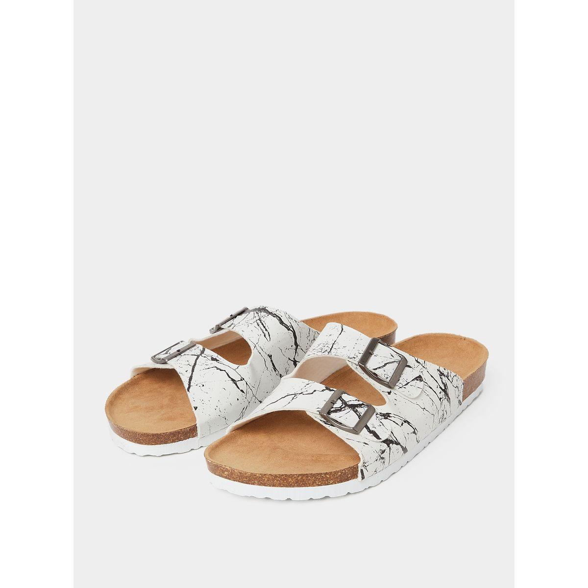 Styli Printed Strap Buckle Detail Slip On Sandals-men-shoes-sandals-image-2