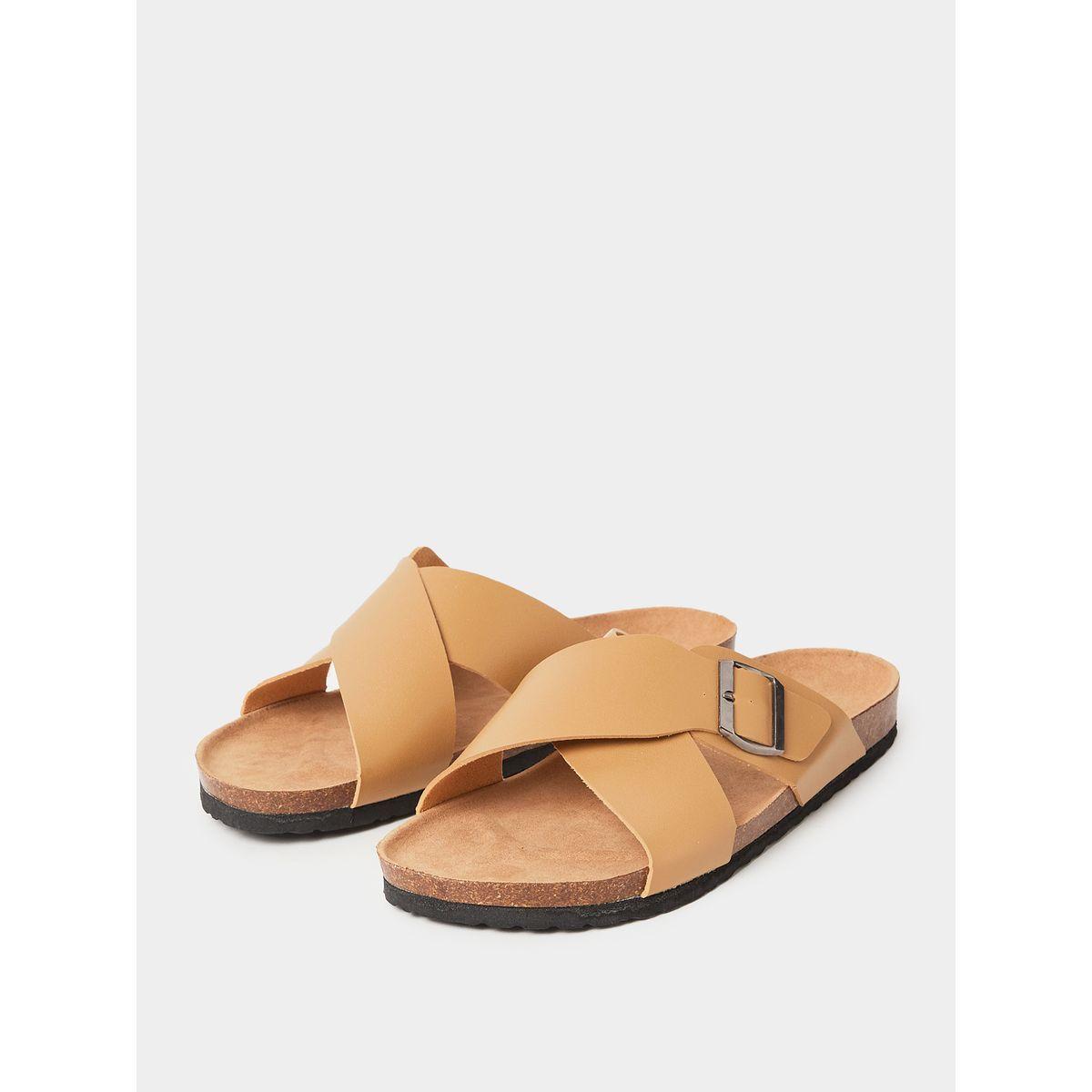 Styli Crossed Straps Metal Buckle Detail Sandals-men-shoes-sandals-image-2