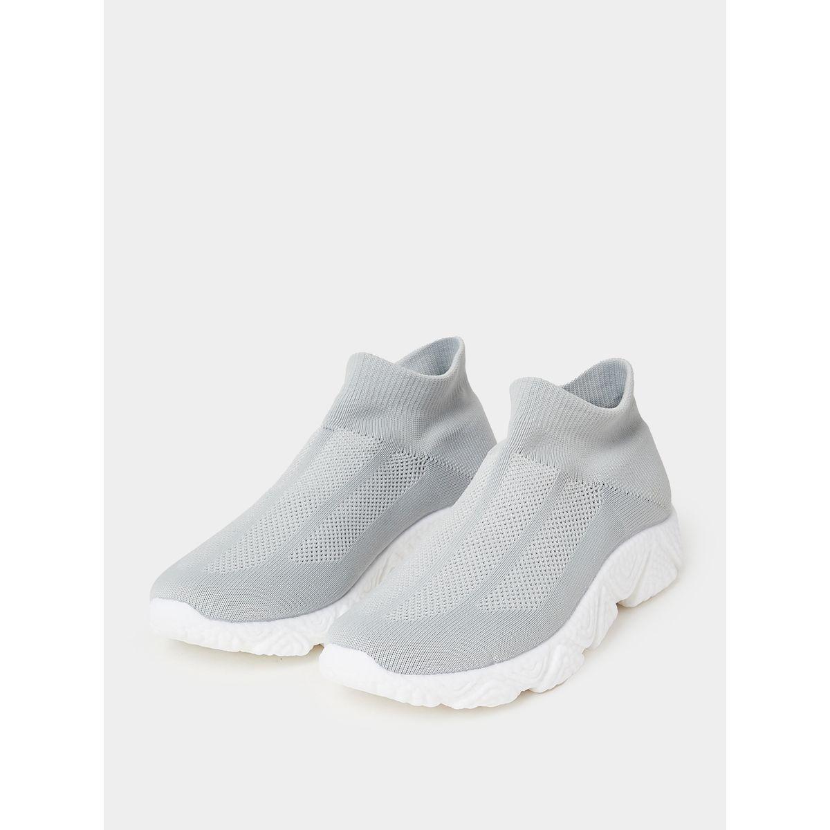 Styli Breathable Knit Upper Sneakers-men-shoes-sneakers-image-2