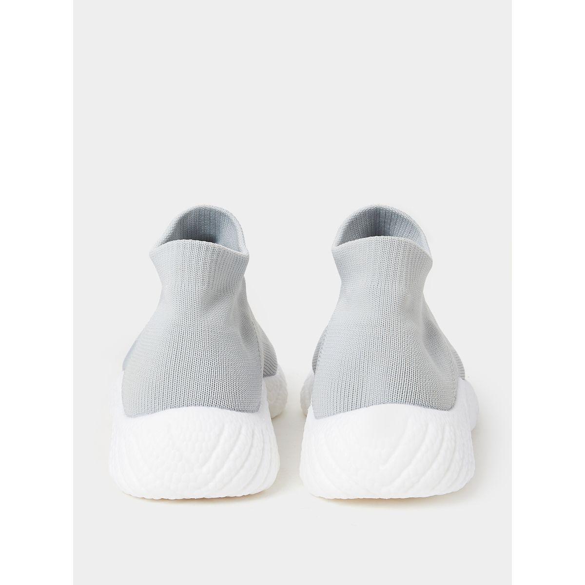 Styli Breathable Knit Upper Sneakers-men-shoes-sneakers-image-3