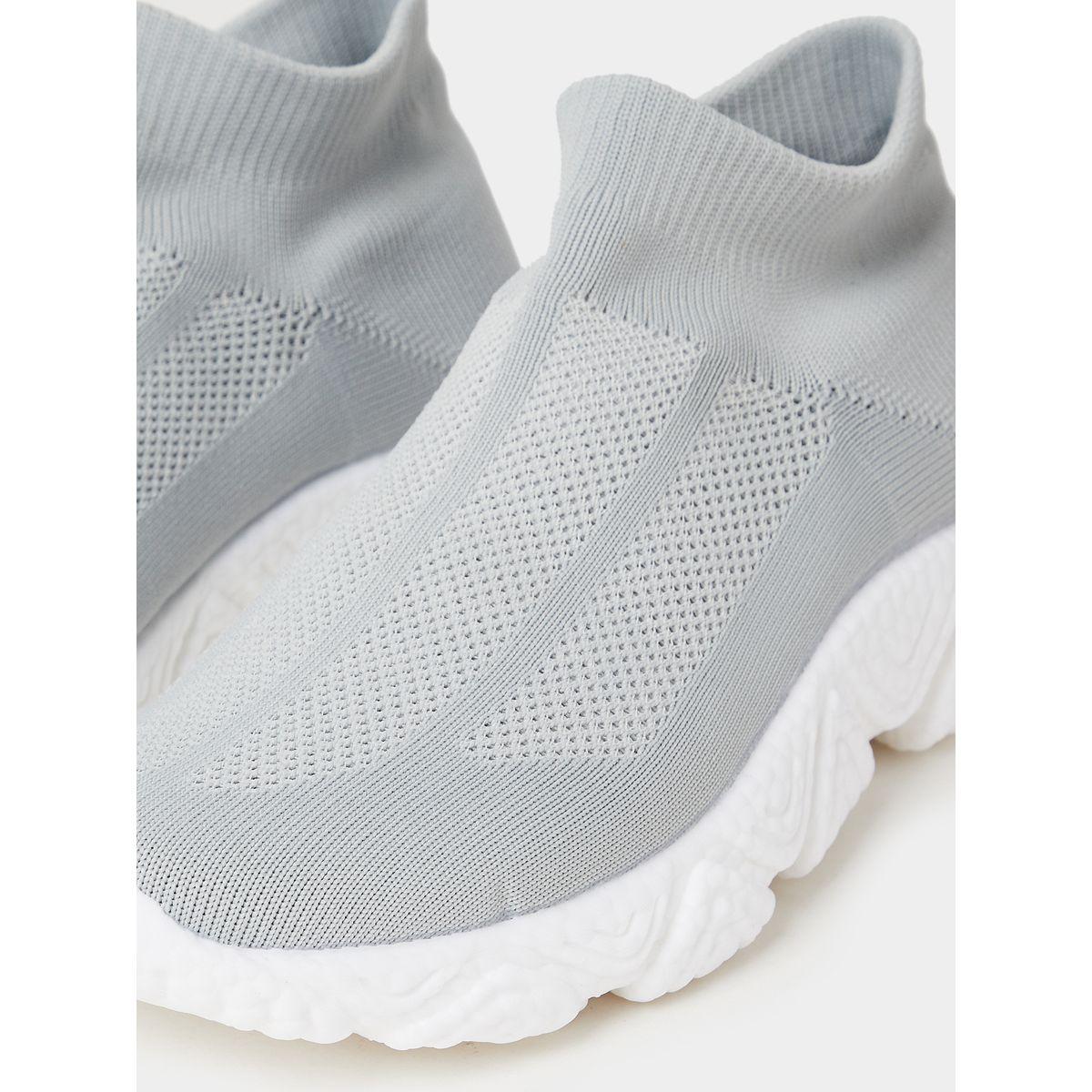 Styli Breathable Knit Upper Sneakers-men-shoes-sneakers-image-4