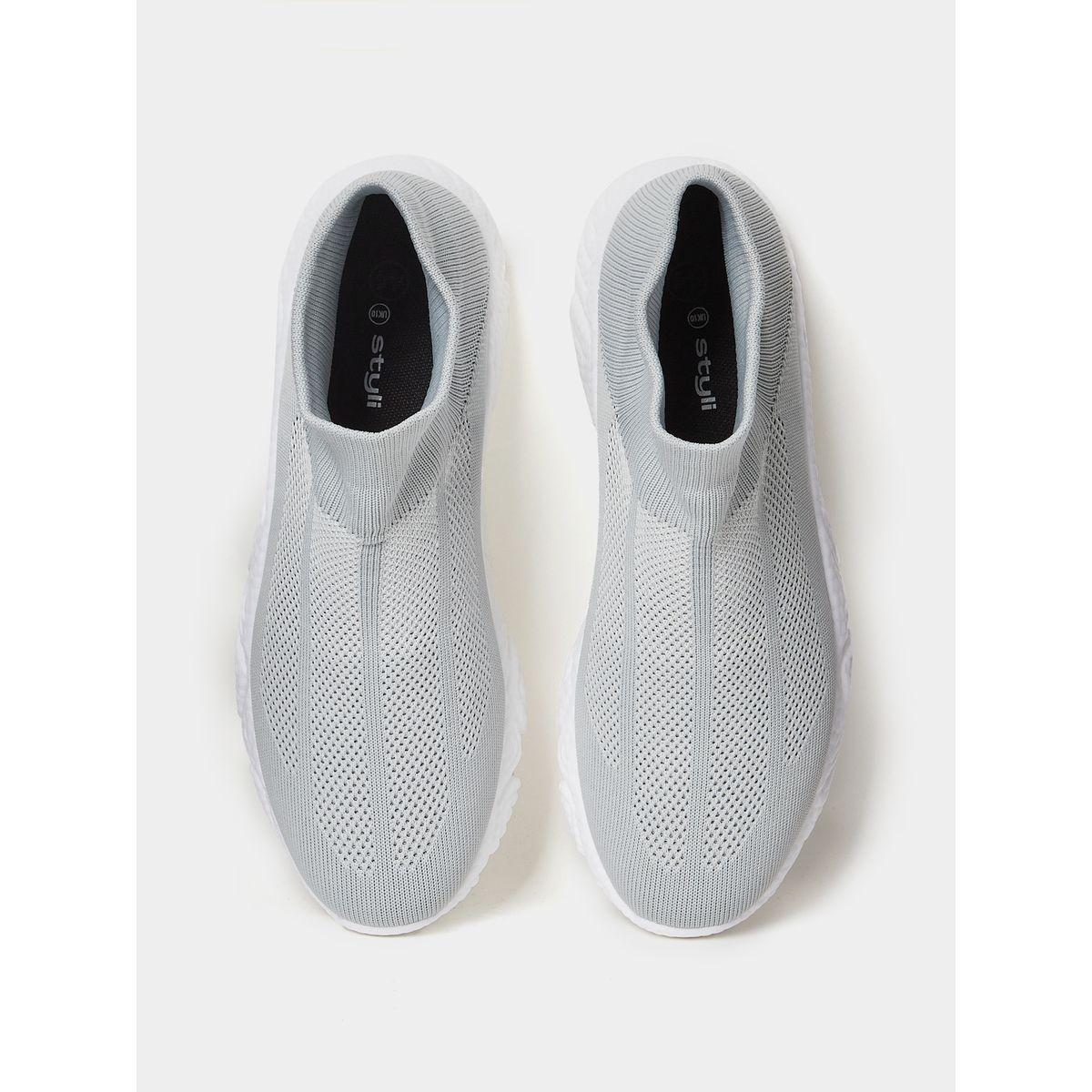 Styli Breathable Knit Upper Sneakers-men-shoes-sneakers-image-5