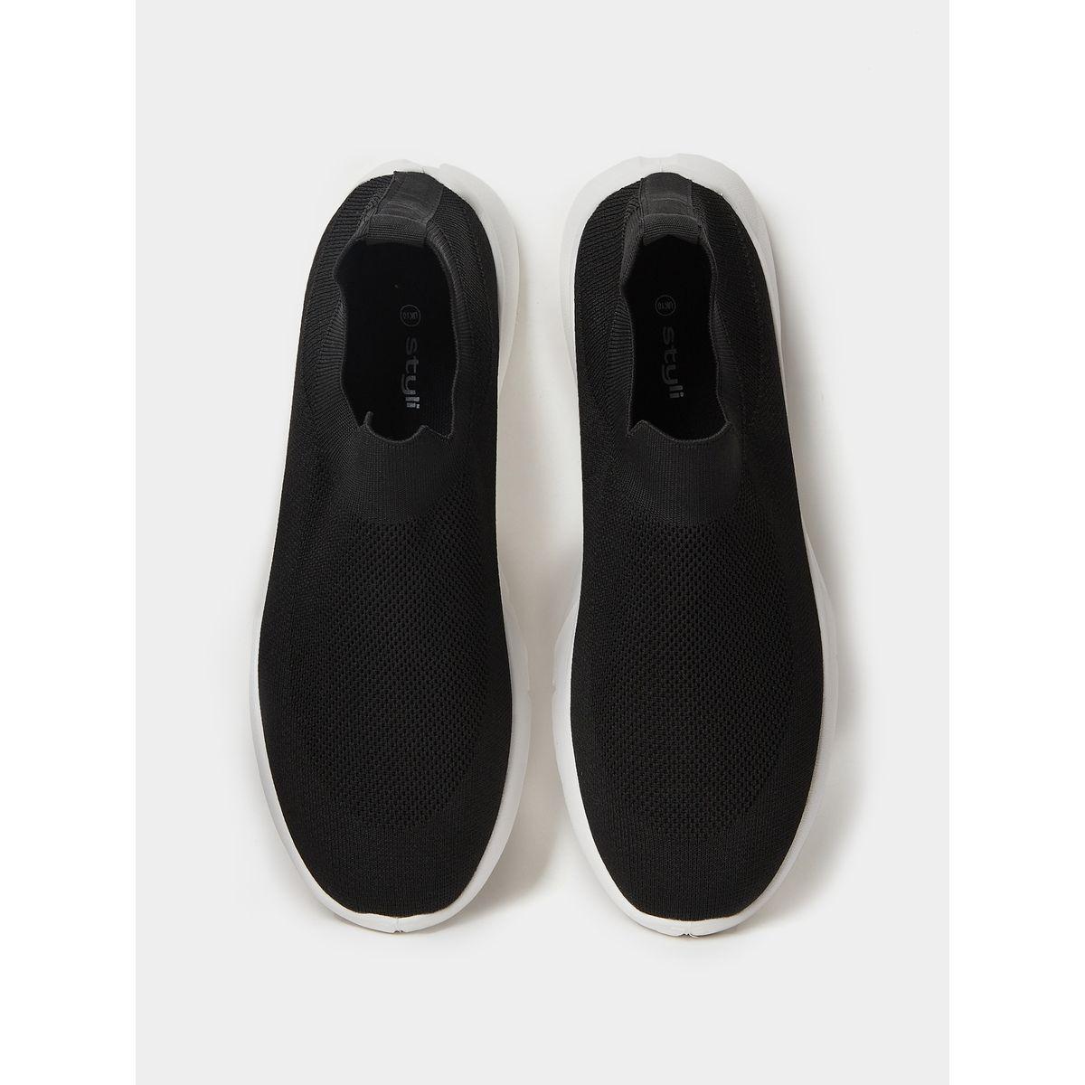 حذاء سنيكرز بتفاصيل محبوكة-men-shoes-sneakers-image-5