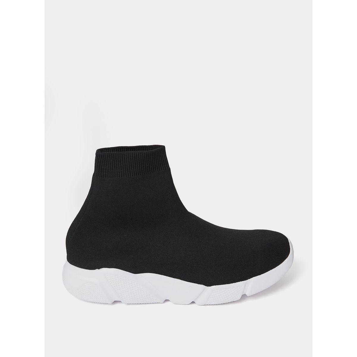 Styli Breathable Knit Upper Sneakers-men-shoes-sneakers-image-1