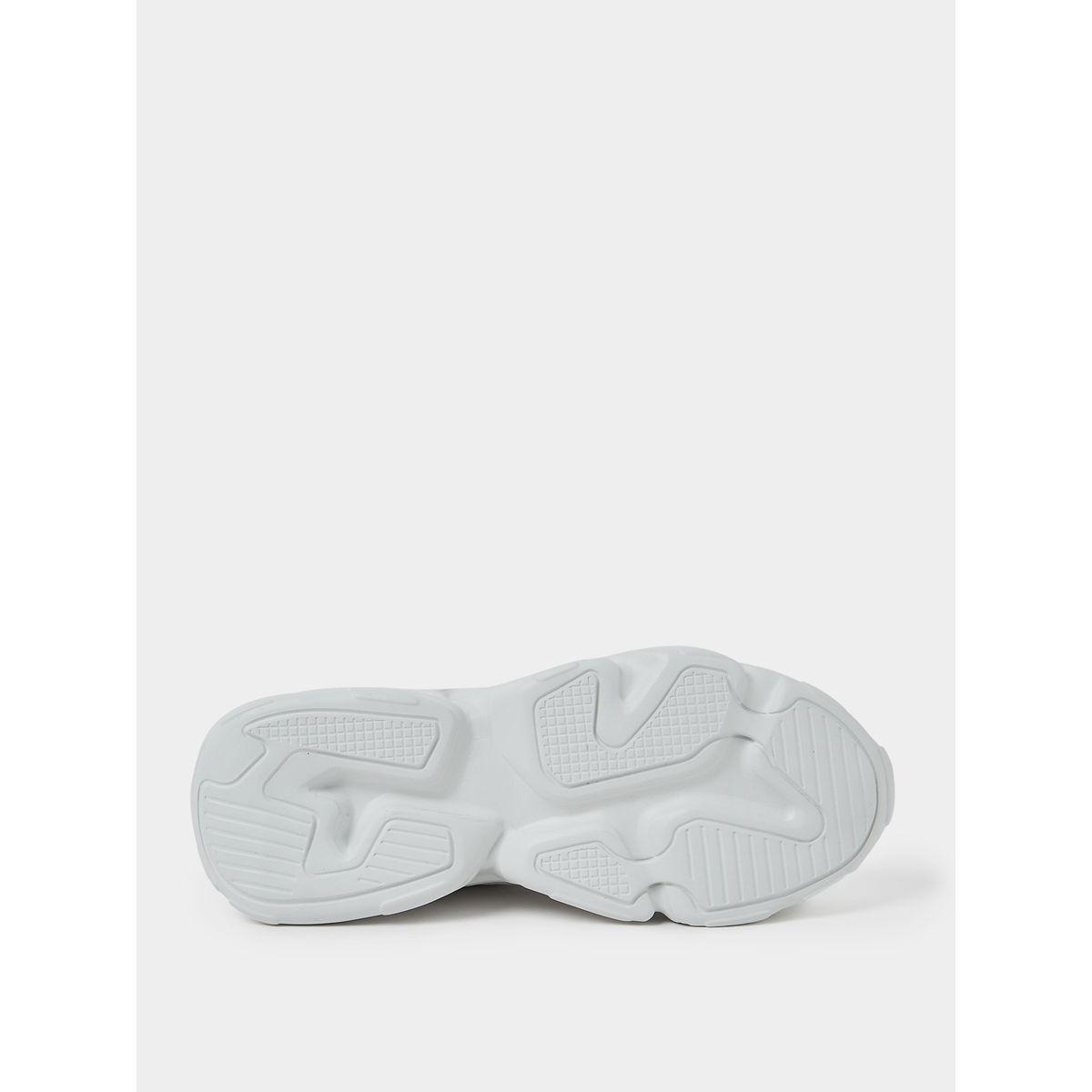 حذاء سنيكرز بتداخلات مدروزة-men-shoes-sneakers-image-6