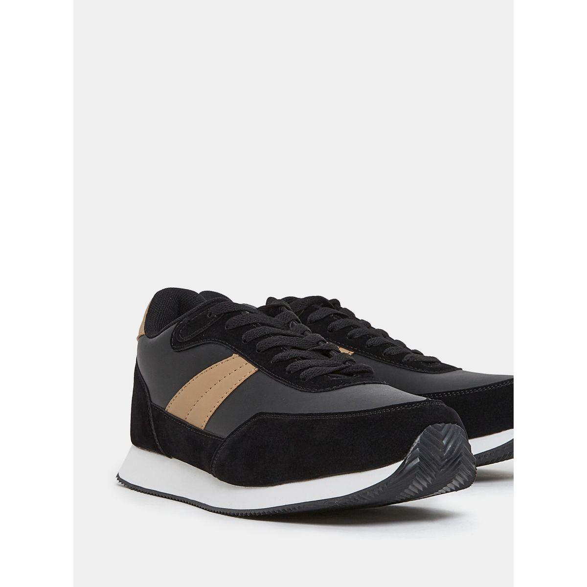 حذاء سنيكرز بتفاصيل متباينة واربطة-men-shoes-sneakers-image-4