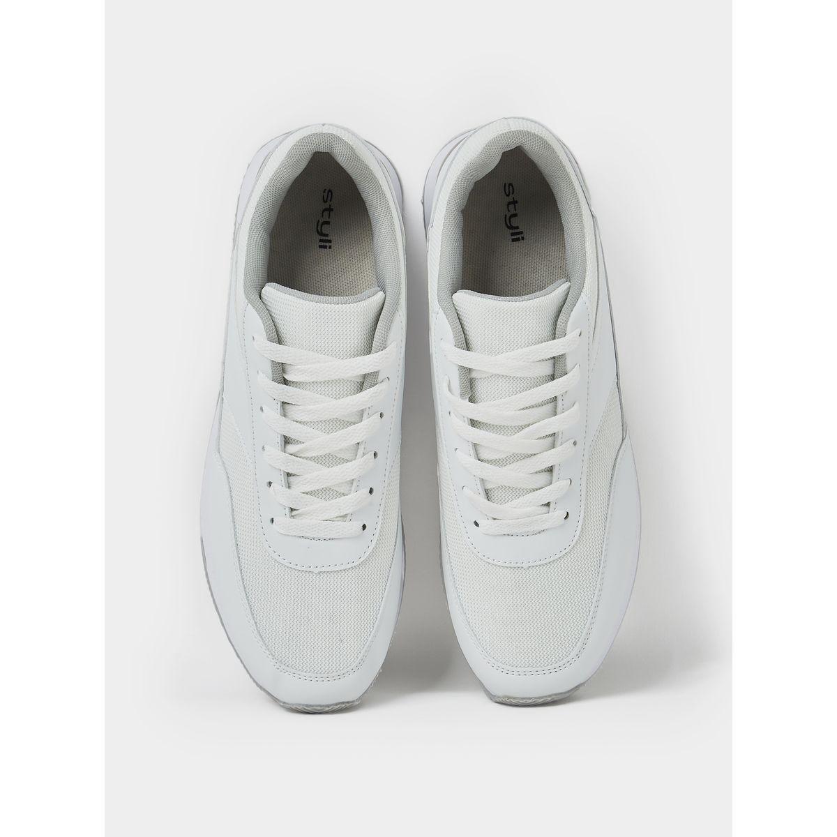 Styli Solid Lace Up Canvas Sneakers-men-shoes-sneakers-image-6