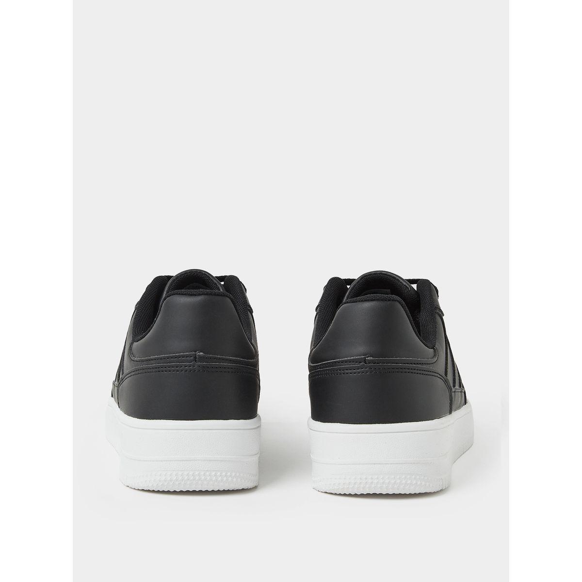 Styli Solid Lace Up Canvas Sneakers-men-shoes-sneakers-image-4