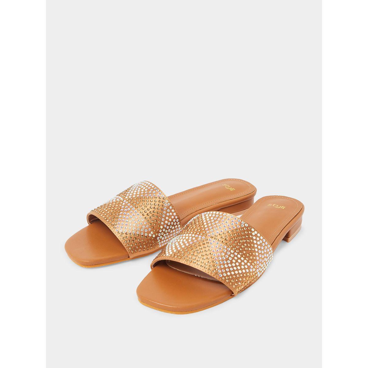 صندل فلات مزين بحجر الراين-women-shoes-sandals-flats-image-2