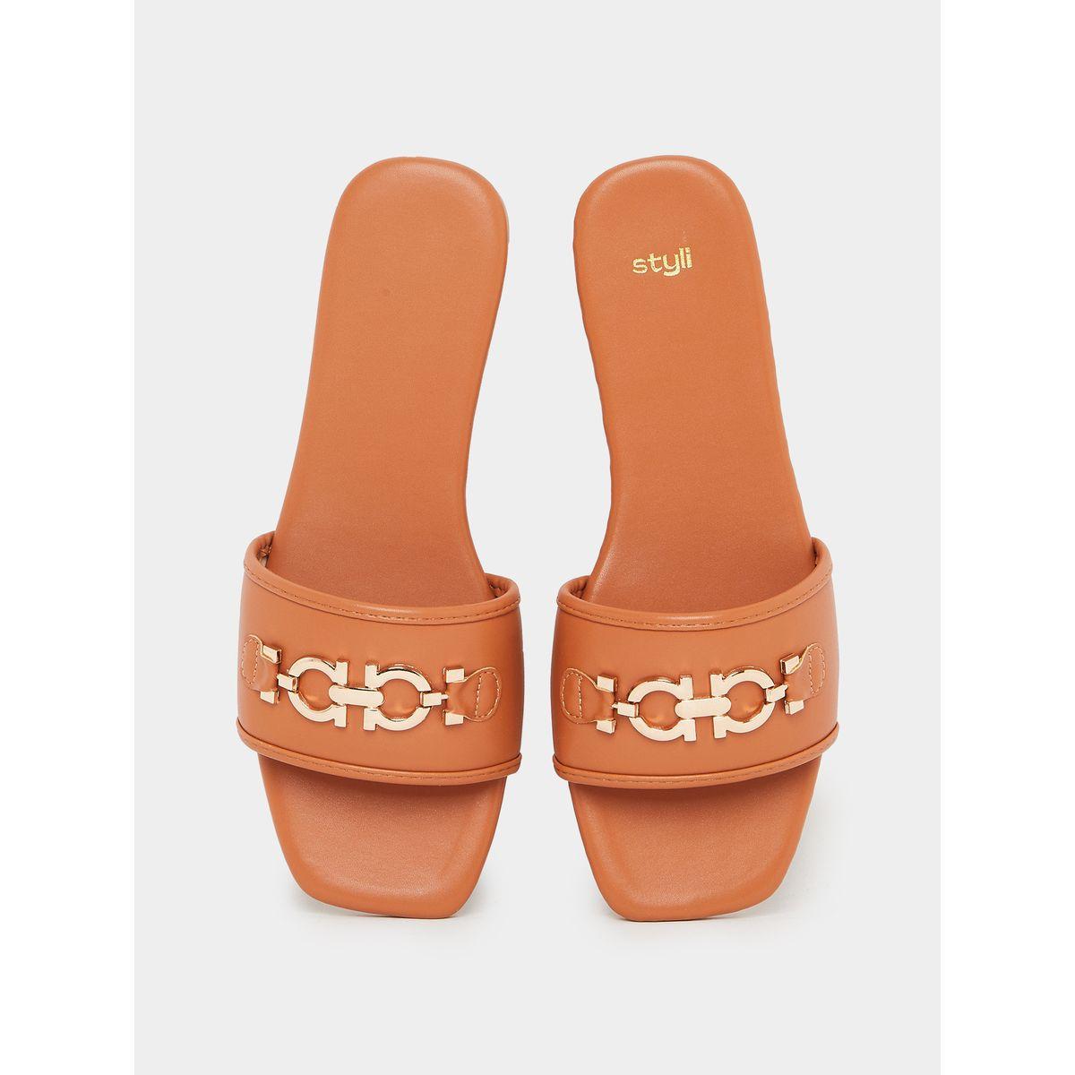 Styli Horseshoe Buckle Detail Strap Flat Sandals-women-shoes-sandals-flats-image-6