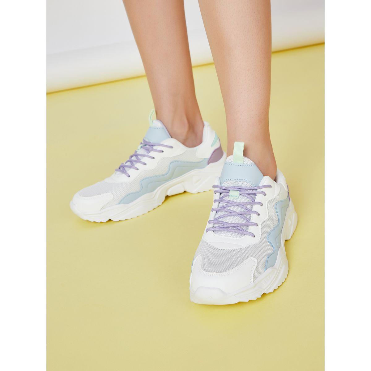 حذاء سنيكرز برباط غلق-women-shoes-sneakers-image-1