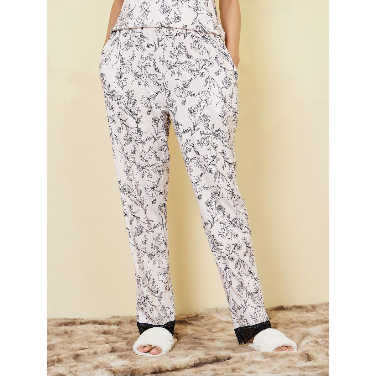 Styli Unwind Pack of 3 - Floral Lace Trim Cami, Trouser & Robe Set-women-clothing-nightwear-pyjamas-longsets-image-2