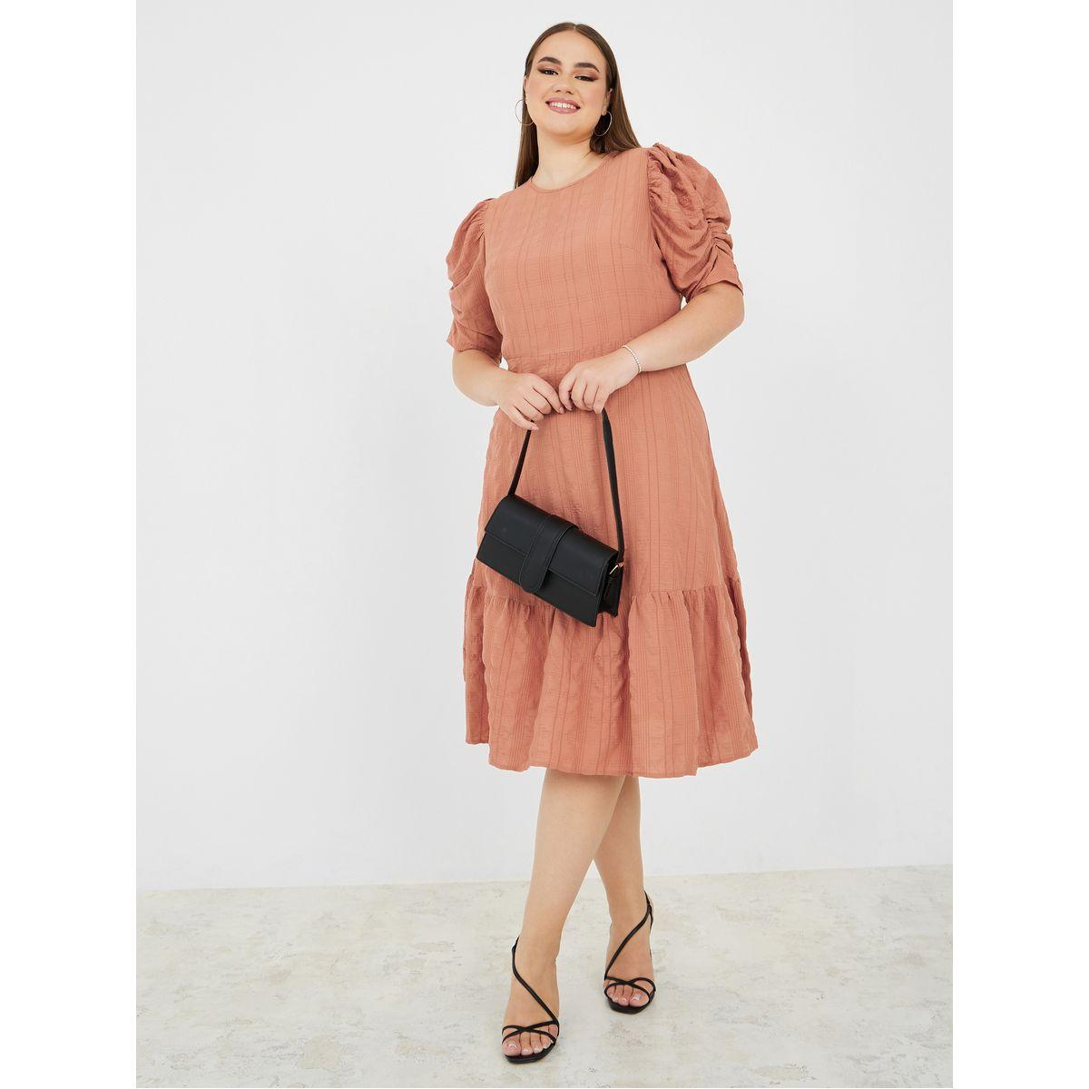 Styli Plus Textured Ruched Sleeves A-Line Tiered Midi Dress-women-clothing-dresses-image-2