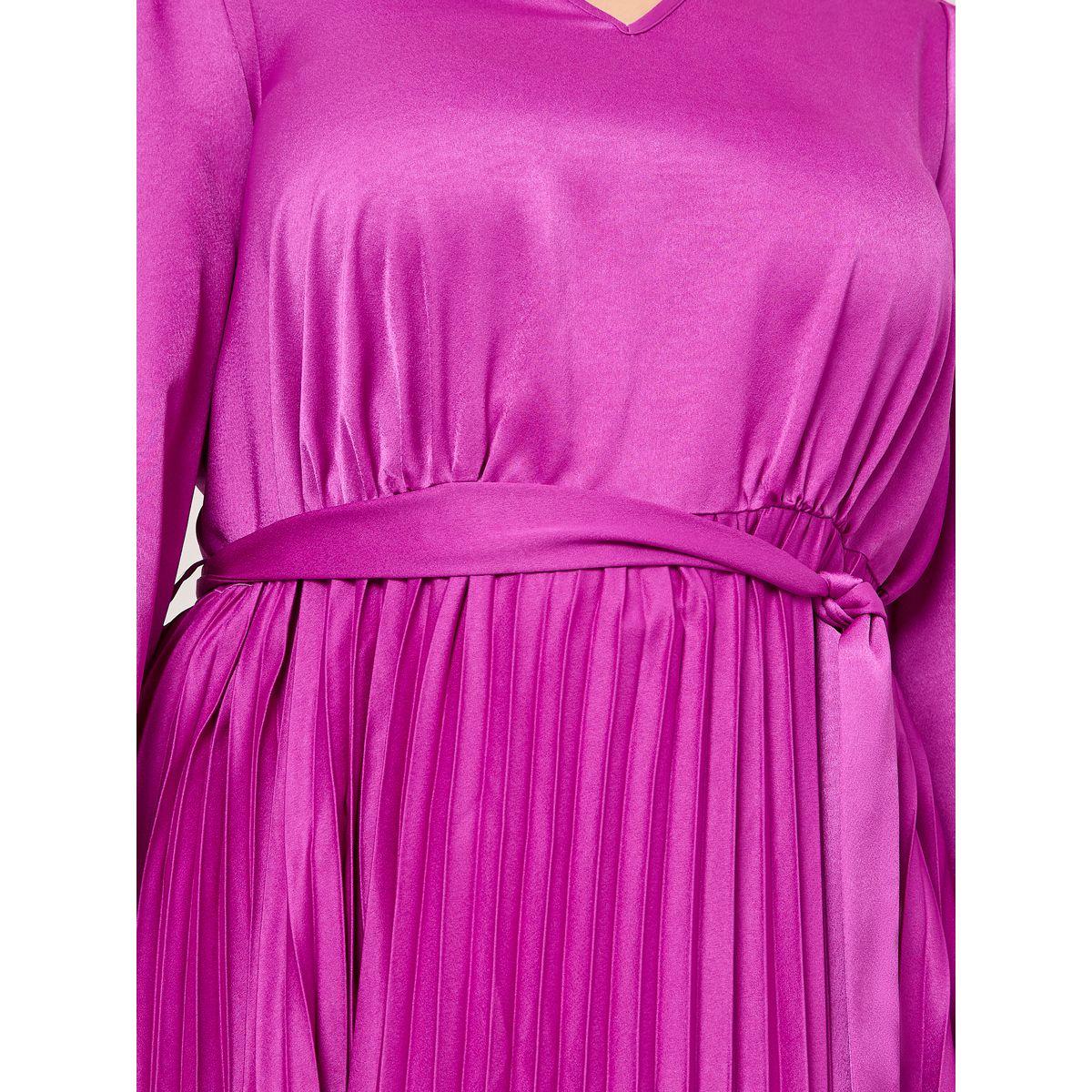 Styli Plus Accordion Pleated Maxi Dress with Self Tie-women-clothing-dresses-image-3