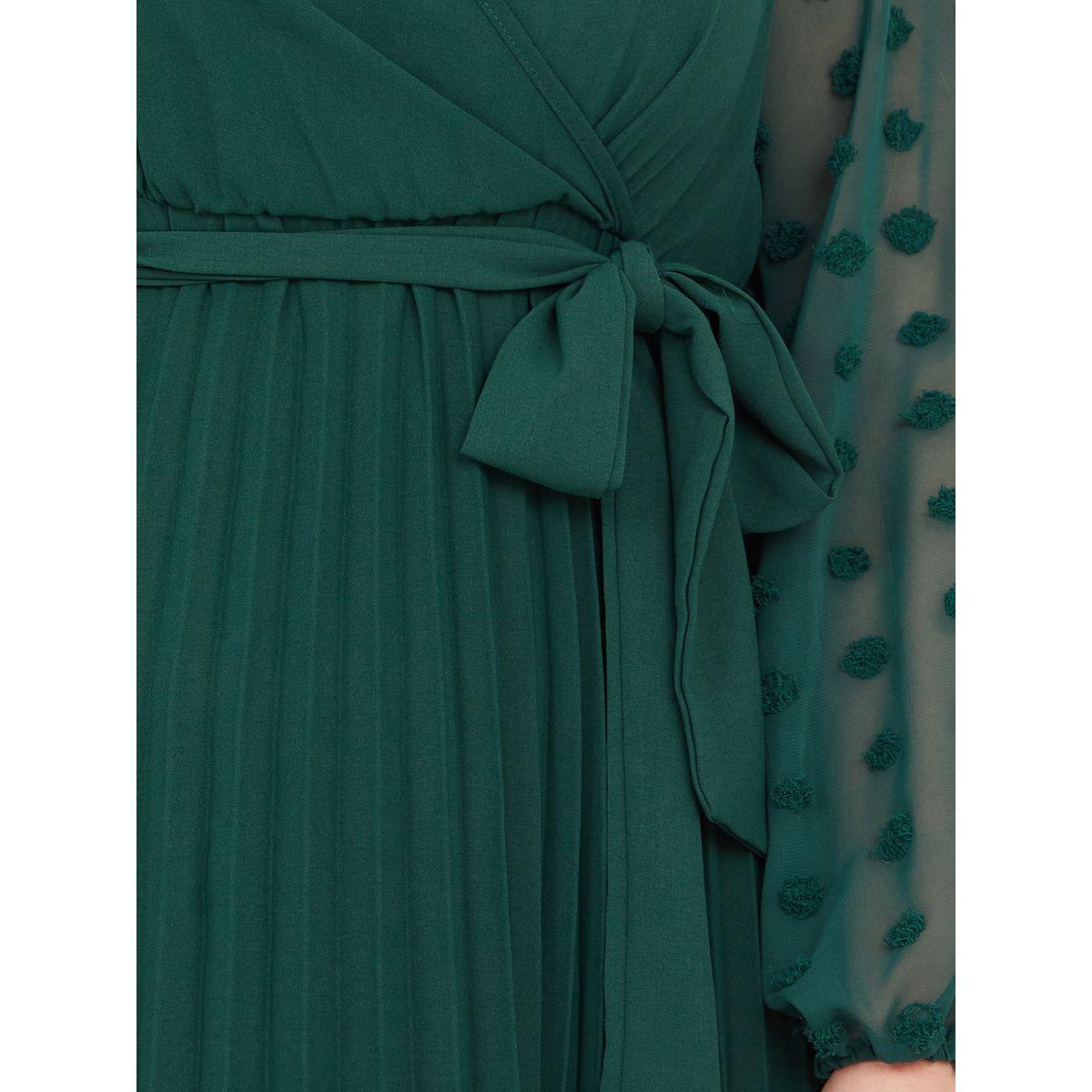 Styli Plus Dobby Sleeve Pleated A-Line Maxi Dress-women-clothing-dresses-image-3
