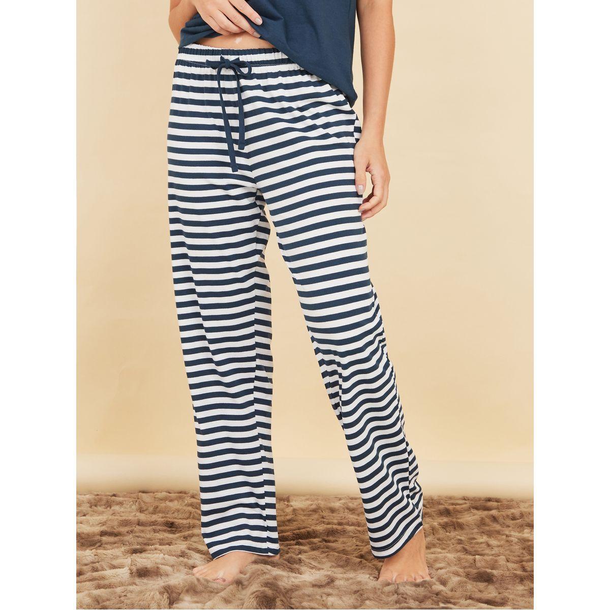 Styli Unwind Striped Pocket T-Shirt & Pyjama Set-women-clothing-nightwear-pyjamas-longsets-image-5