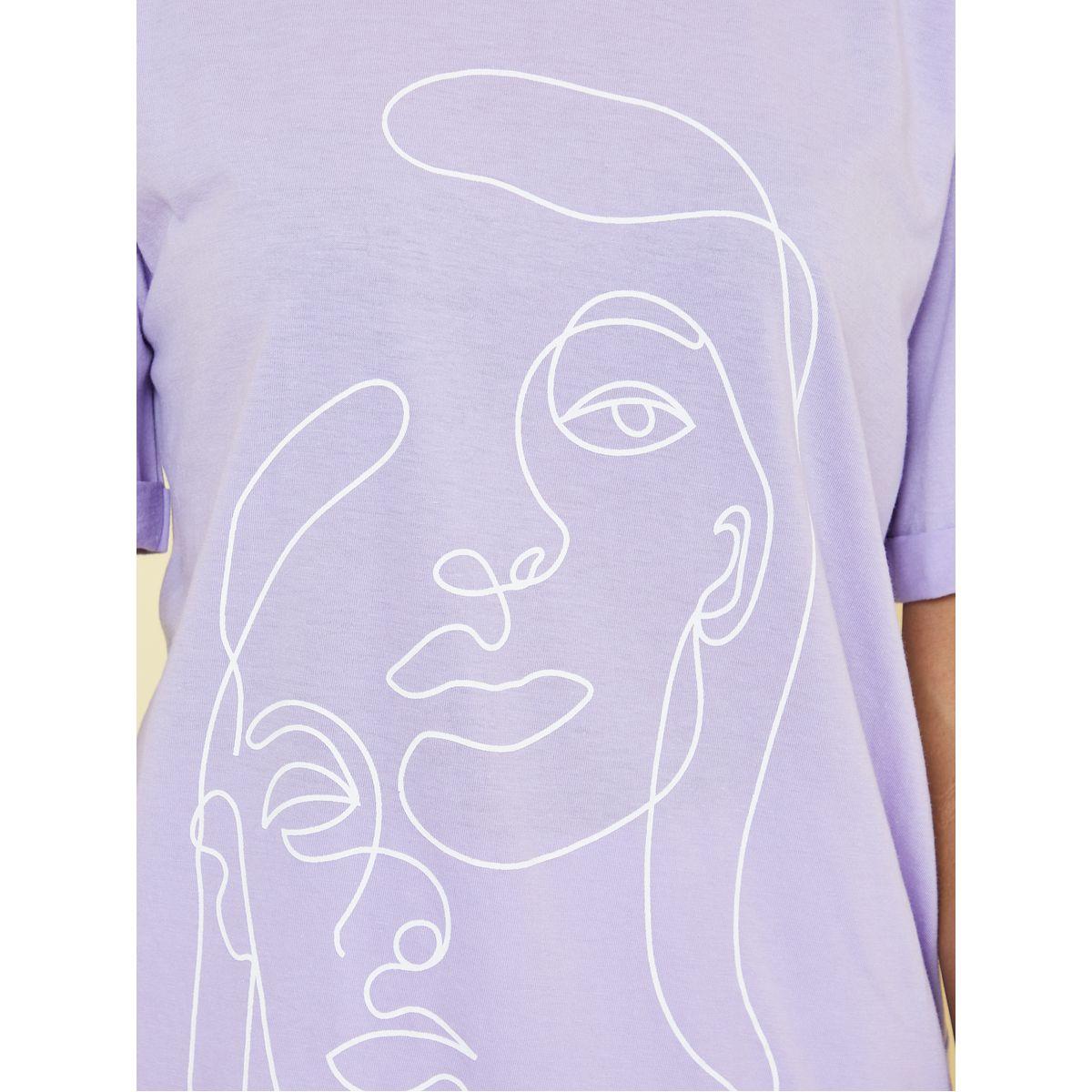 Styli Oversized Face Linear Graphic Print Longline T-shirt-women-clothing-tshirts-image-3