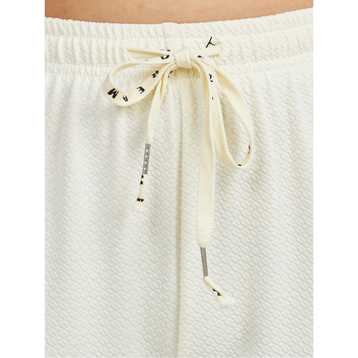 بنطال بقصة واسعة ورباط خصر-women-clothing-bottoms-trousers-image-3