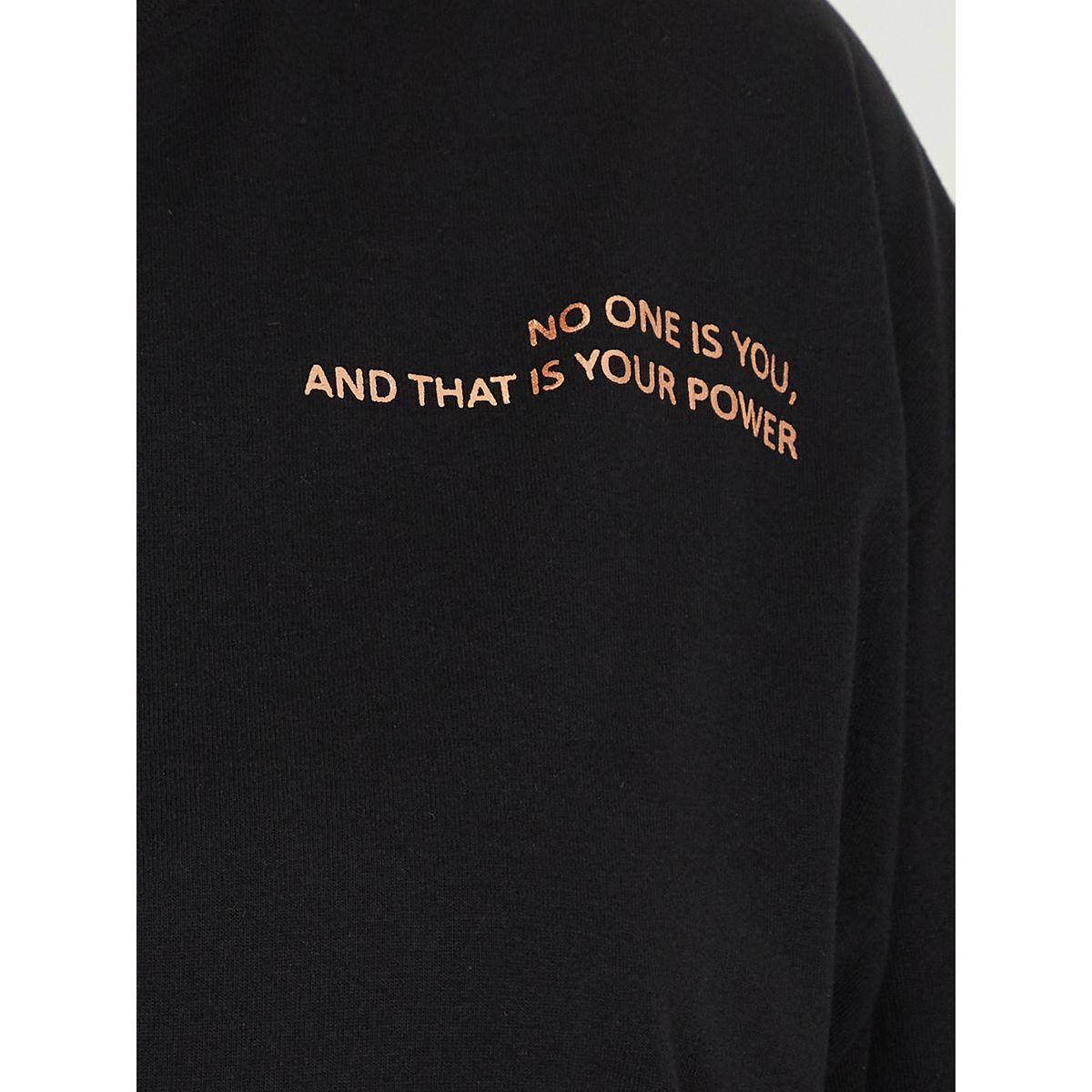 Styli Plus Oversized Foil No One Is You Back Graphic Longline T-Shirt-women-clothing-plussize-tshirts-image-4