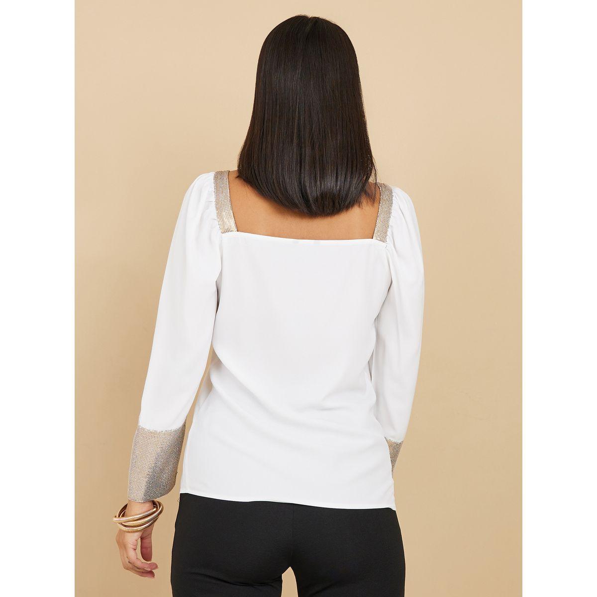 بلوزة بياقة شكل قلب مزينة بالترتر-women-clothing-shirtsandblouses-blouses-image-5