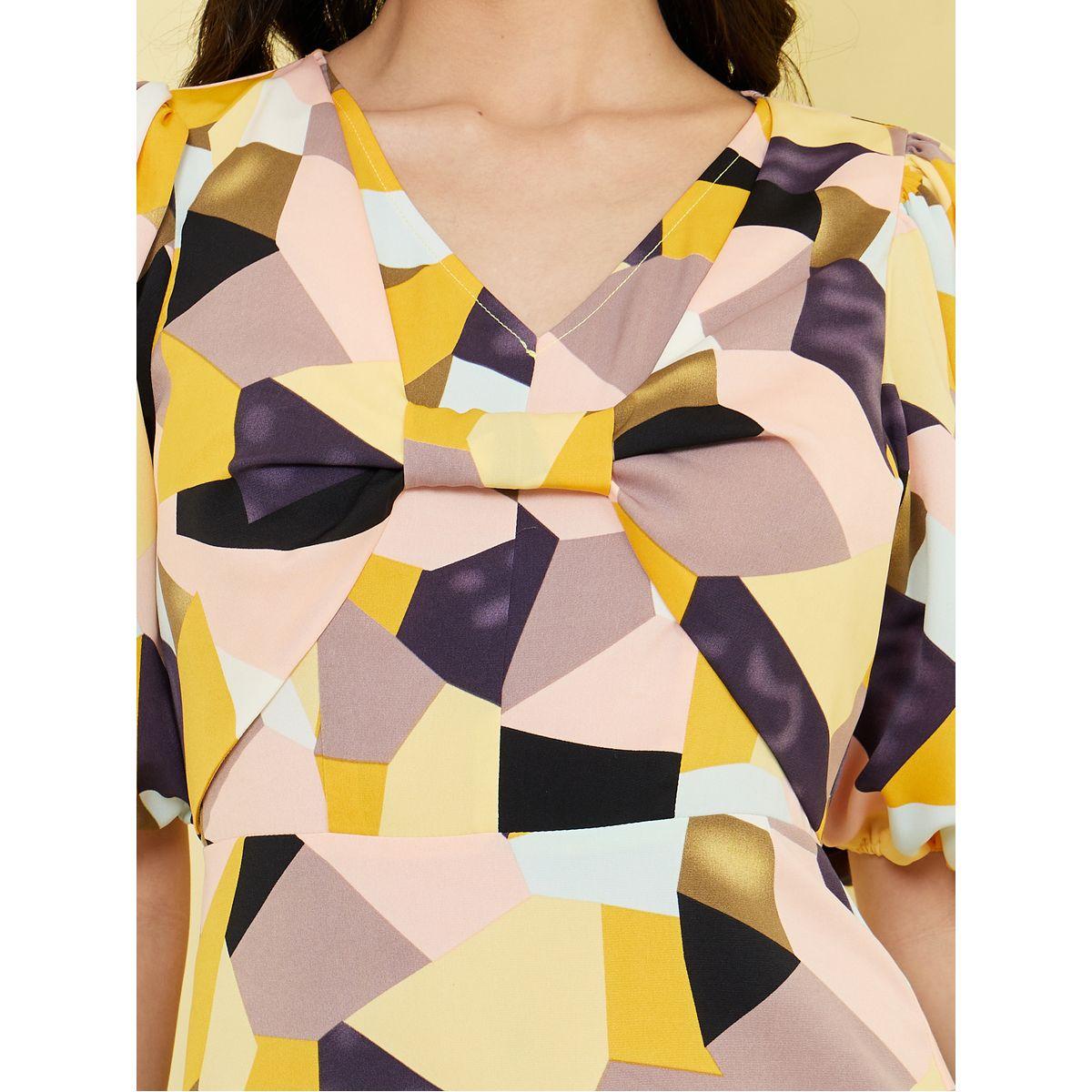 Styli Abstract Print Bodycon Midi Dress-women-clothing-dresses-image-4