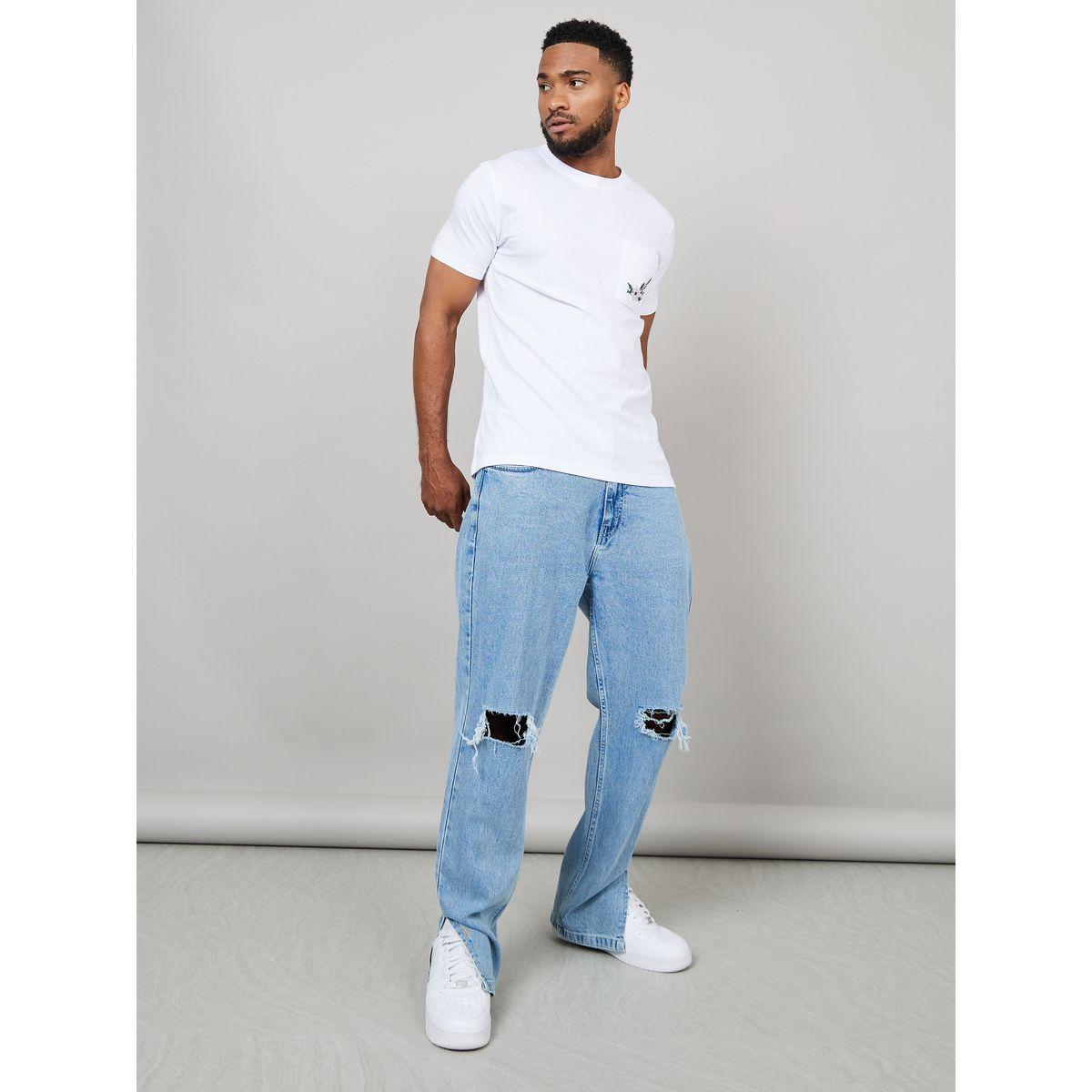 Styli Embroidered Pocket Detail Regular Fit T-Shirt-men-clothing-tshirtsandpolos-tshirts-image-2