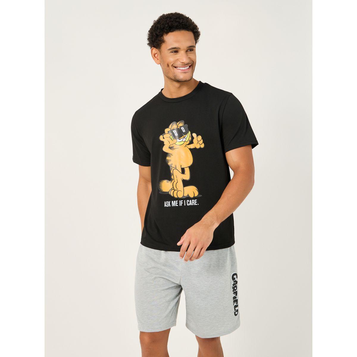 طقم من شورت وتيشيرت بطبعة جرافيك-men-clothing-nightwear-pyjamaandshorts-image-2
