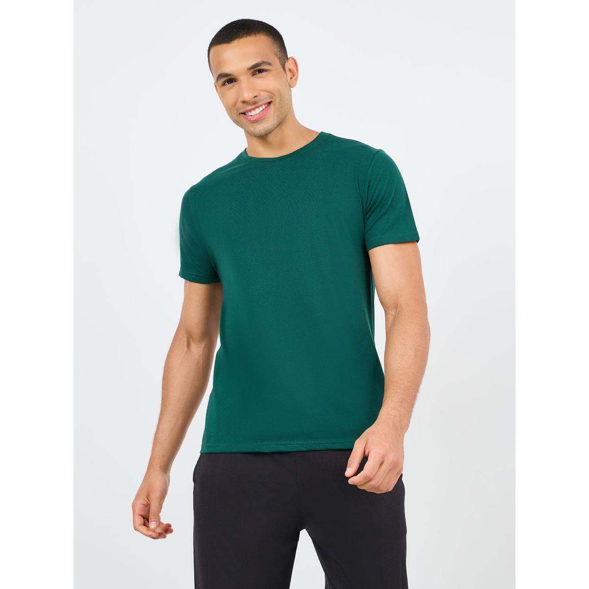 طقم من بنطال بيجاما وتيشيرت بياقة دائرية-men-clothing-nightwear-sets-image-2