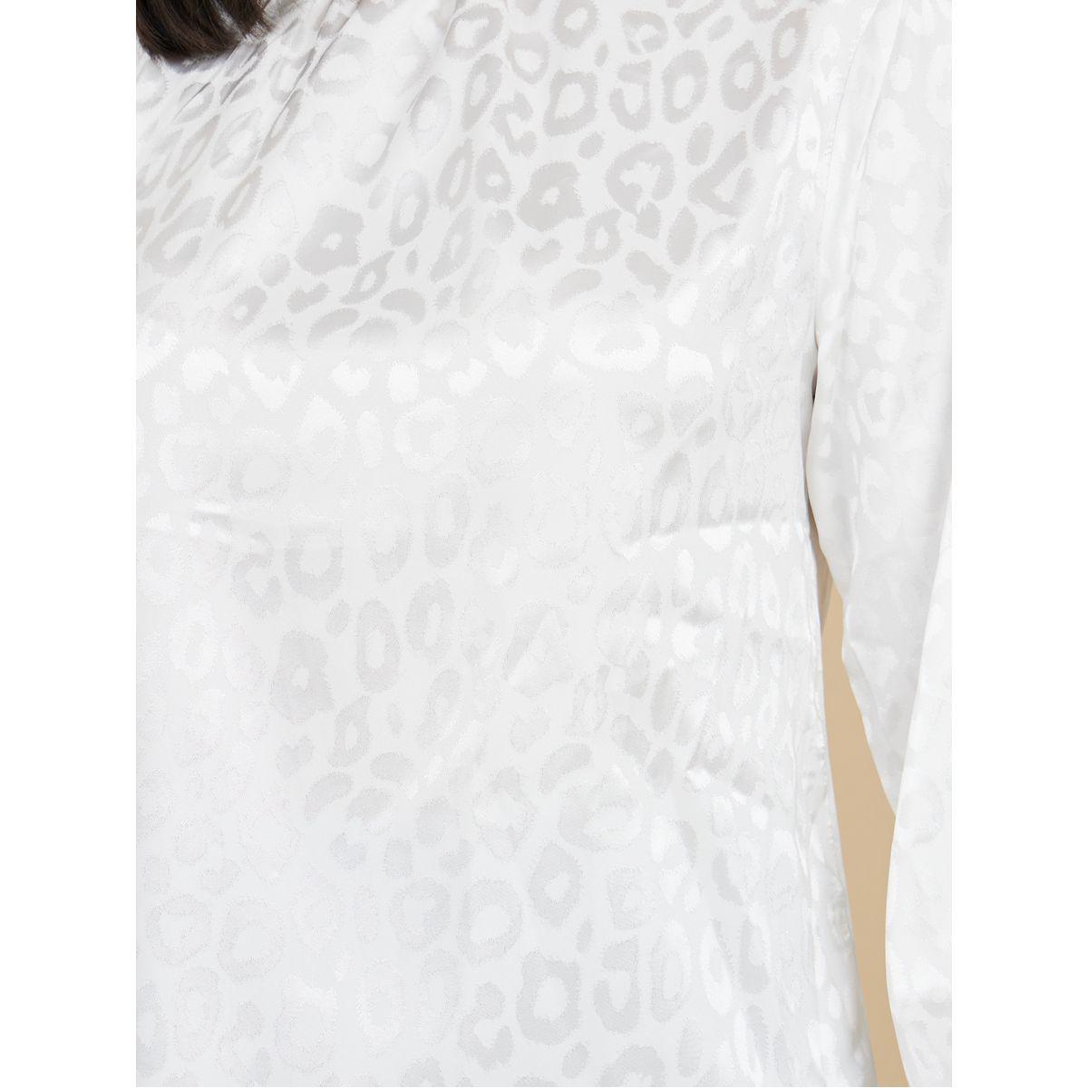 Styli Jacquard Satin Blouse & Pleated Trousers Co-Ord Set-women-clothing-coordsets-image-4