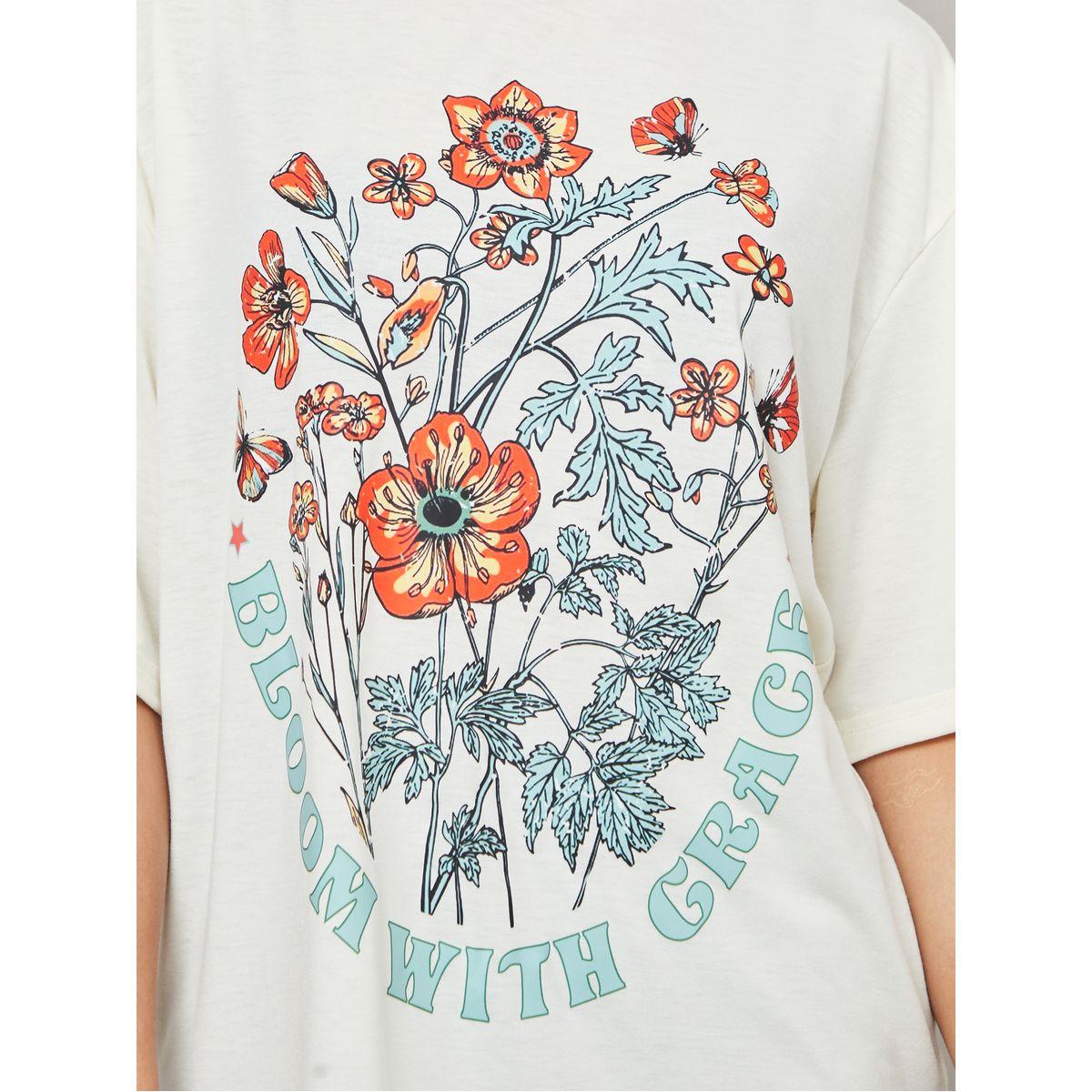 Styli Unwind Oversized Bloom with Grace Graphic Longline T-Shirt-women-clothing-tshirts-image-4