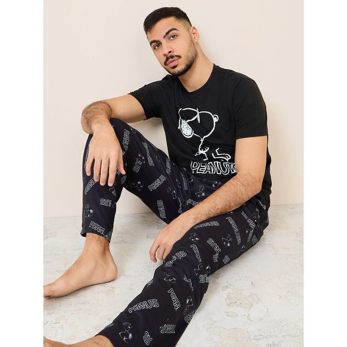 Styli Unwind Peanuts Character Print T-shirt and Straight Pyjama Sets-men-clothing-nightwear-sets-image-1