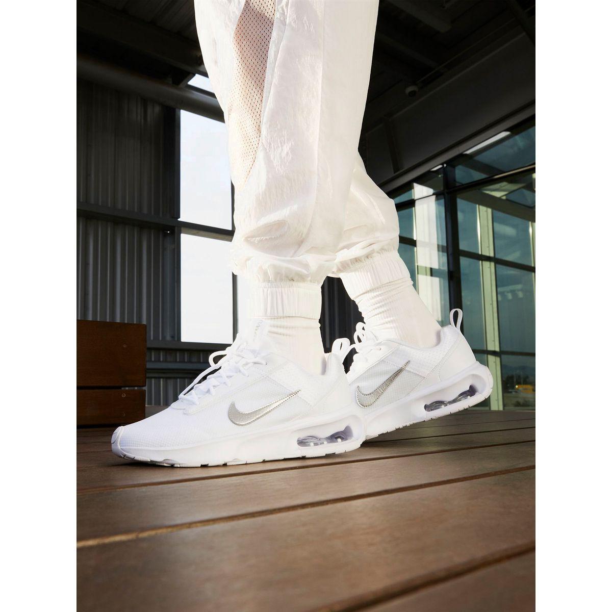 Nike Air Max Intrlk Lite Ewt Sneakers-women-shoes-sneakers-image-4