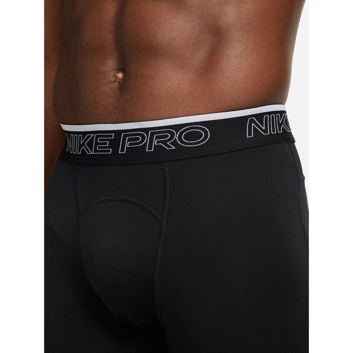 شورت رياضي بتقنية دراي فت-men-clothing-bottoms-shorts-image-4