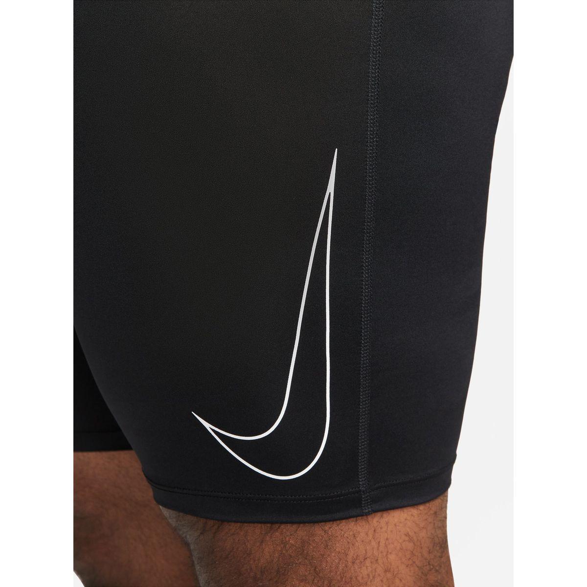 شورت رياضي بتقنية دراي فت-men-clothing-bottoms-shorts-image-2
