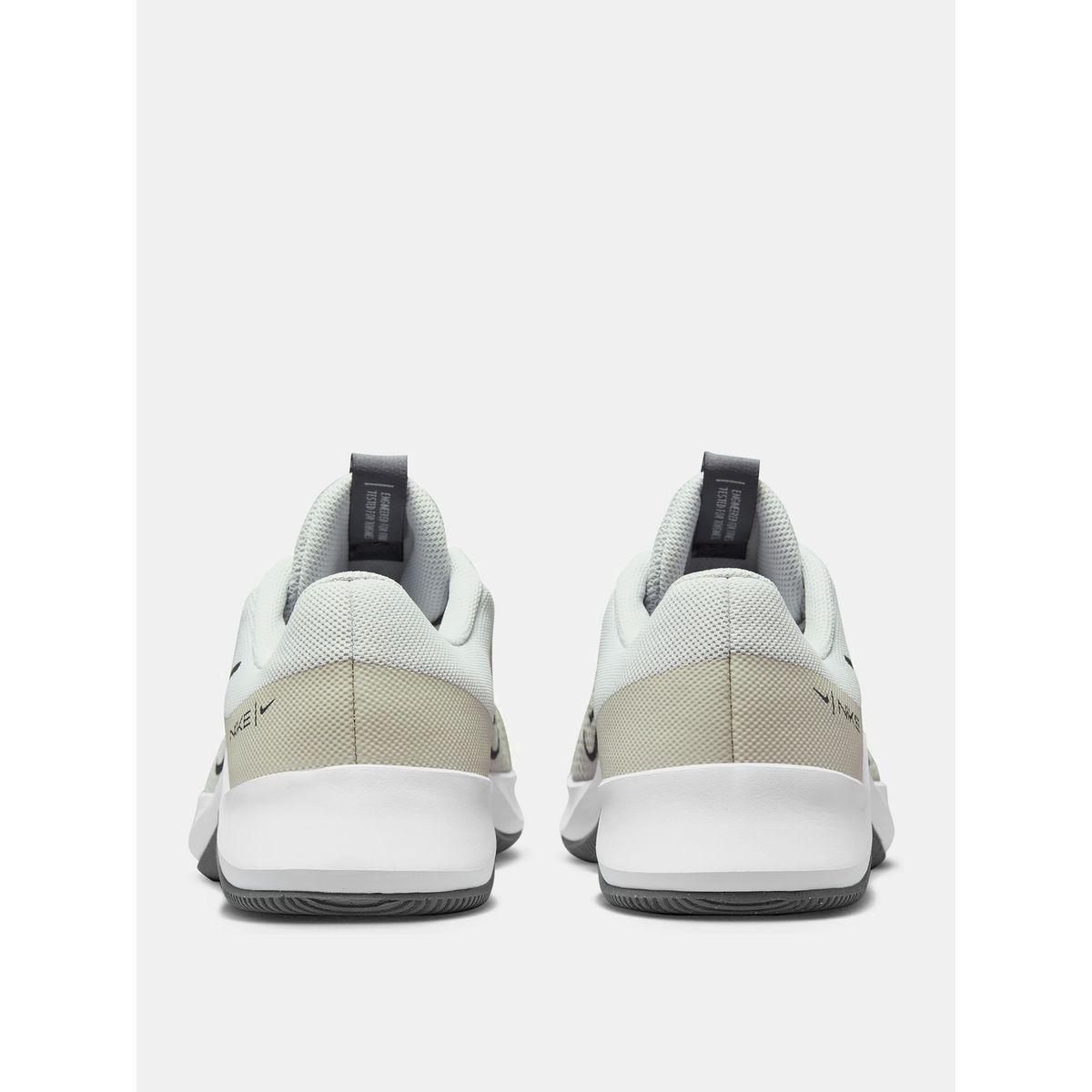 حذاء تدريب برباط غلق-sports-men-shoes-image-3