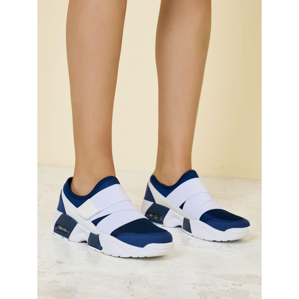Styli Chunky Sneakers with Cross Strap Velcro Fastening-women-shoes-sneakers-image-1