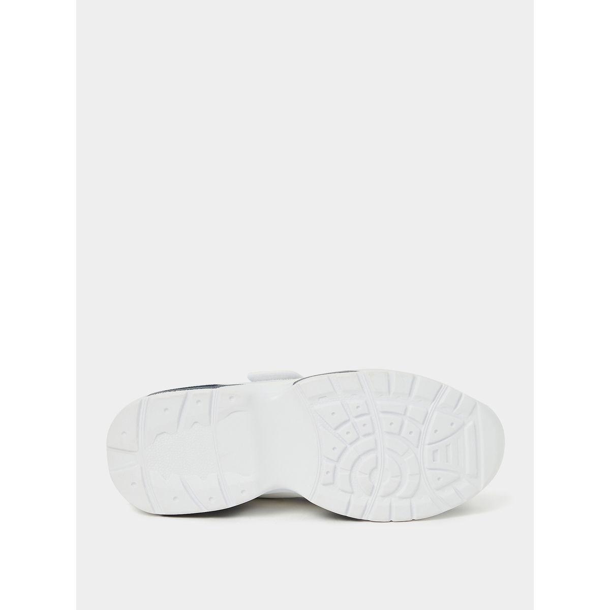 حذاء سنيكرز برباط فليكرو للغلق-women-shoes-sneakers-image-7