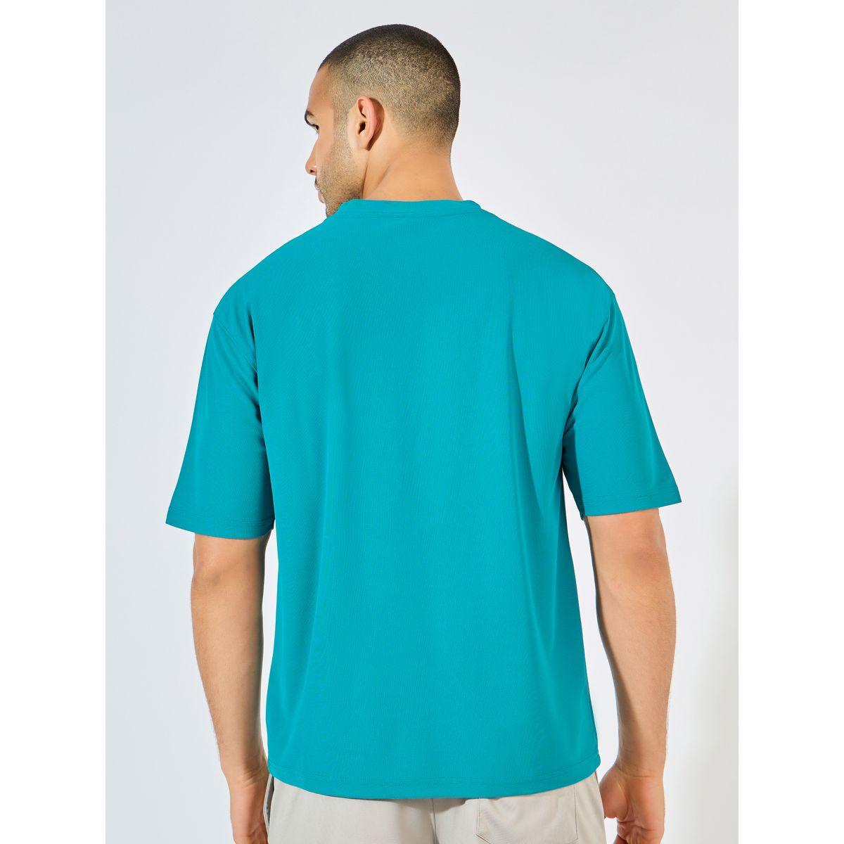 Styli Active Micro Pique Knit Oversized T-Shirt with Reflective Logo-men-clothing-sportswearandactivewear-tshirtsandpolos-image-4