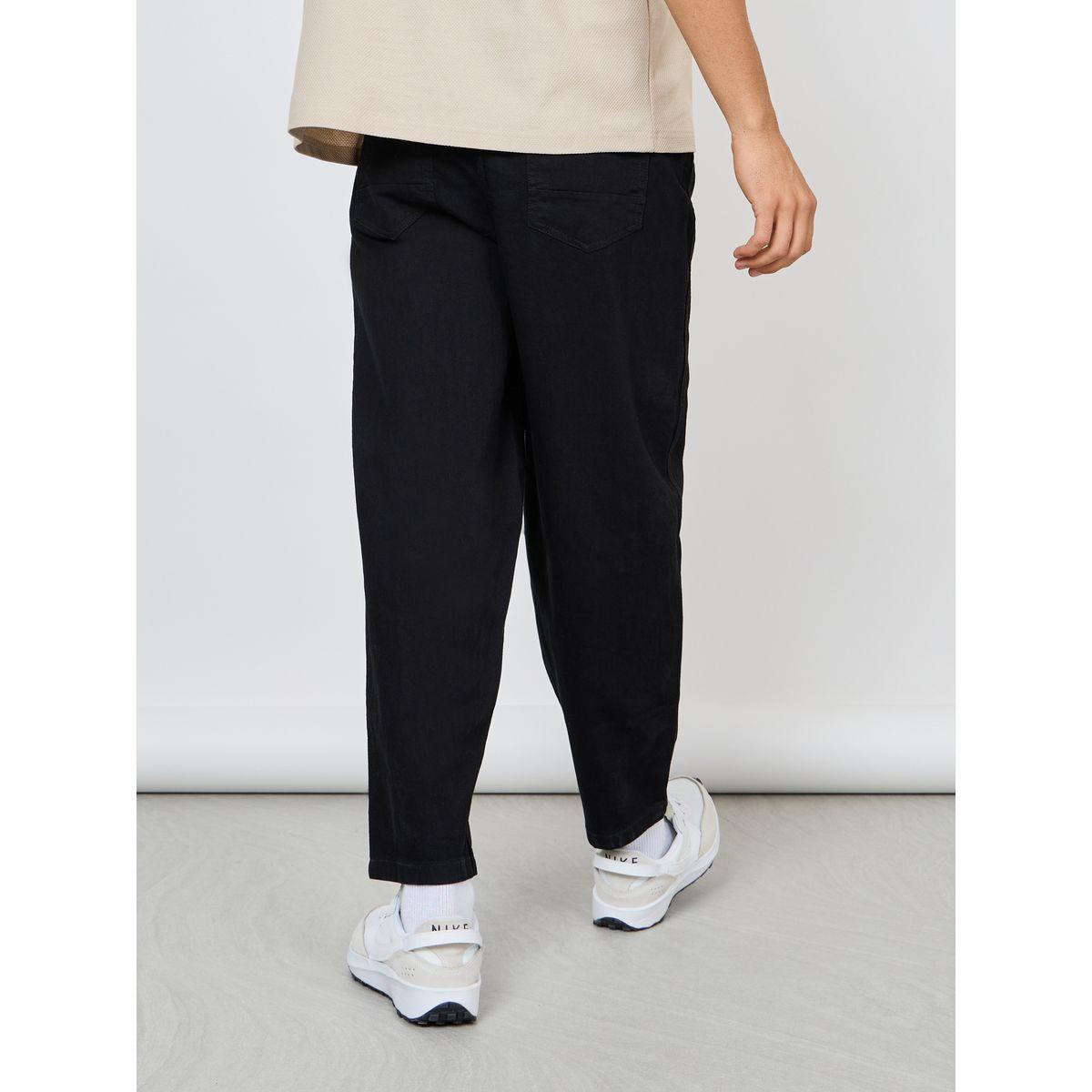 Styli Balloon Fit Jeans with Pockets-men-clothing-bottoms-jeans-image-4